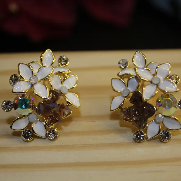 White_Premium_Stainless_Steel_Korean_Earring_For_Women