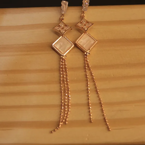 Alloy_Stylish_Western_Earing_For_Women