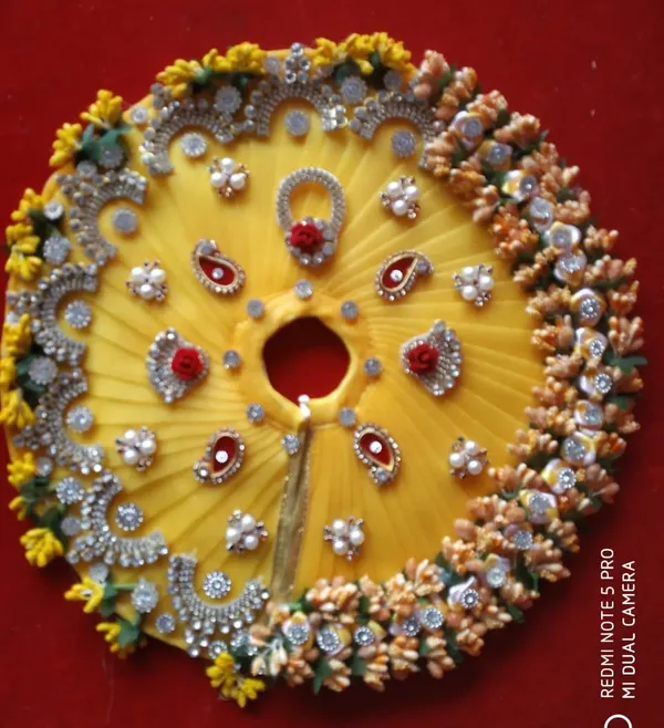 Yellow_Laddu_gopal_poshak_|_Embroidered_|_Handmade