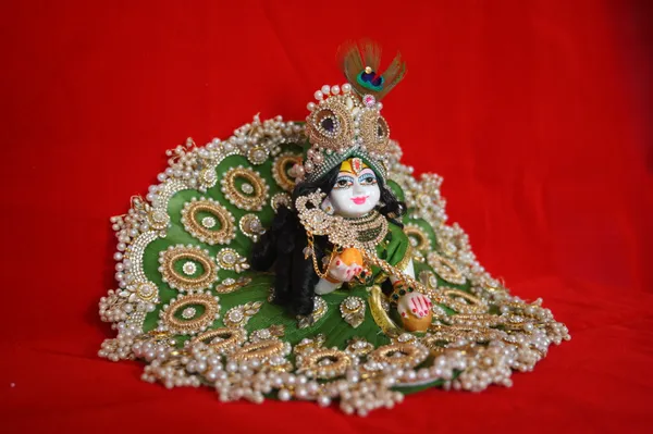 Mehendi_Green__Dust_Marbel_Laddu_Gopal_With_Poshak_And_Shringar_Handmade_|_Embroidered