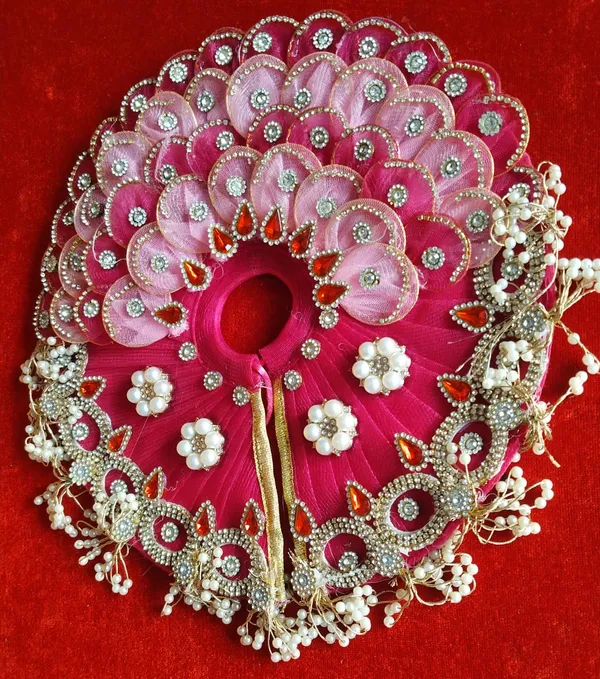 Handcrafted_rani_pinkdress_Laddu_Gopal_Poshak_|_Rajsi_Pearl_|_Peacock_Pattern_|_Embroidered