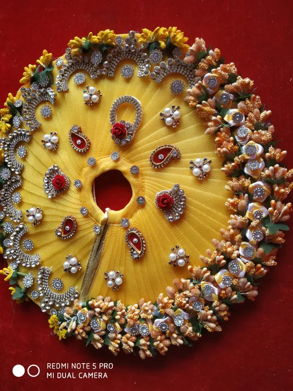 Yellow_Laddu_gopal_poshak_|_Embroidered_|_Handmade