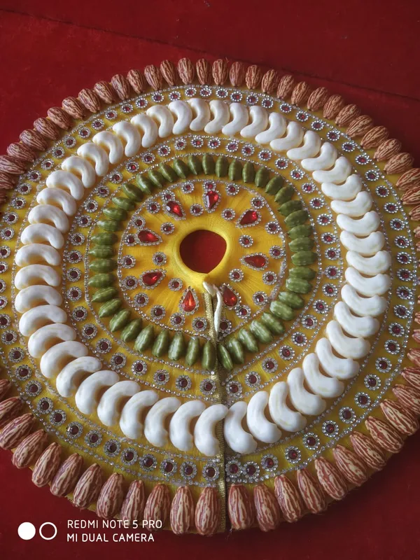 Yellow_Laddu_gopal_poshak_Handmade_|_Embroidered