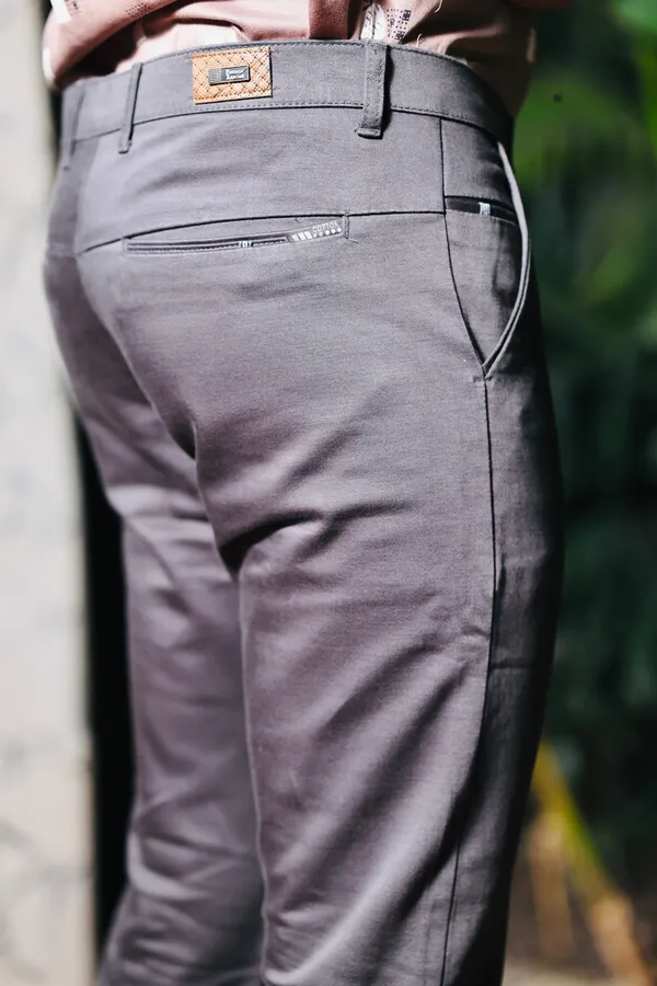 Grey_Cotton_Straight_Fit_Chinos_For_Men