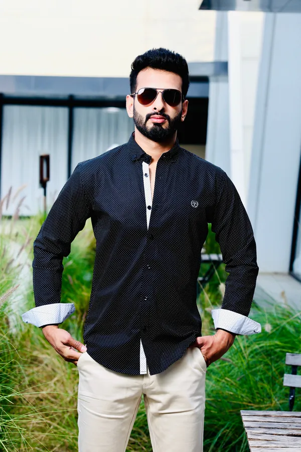 Black_Cotton_Slim_Fit_Shirt_For_Men
