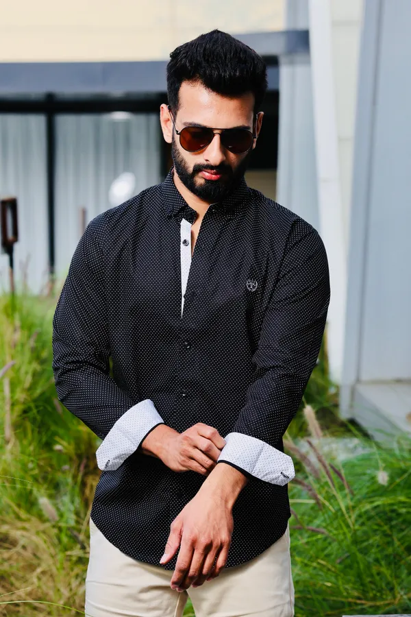 Black_Cotton_Slim_Fit_Shirt_For_Men