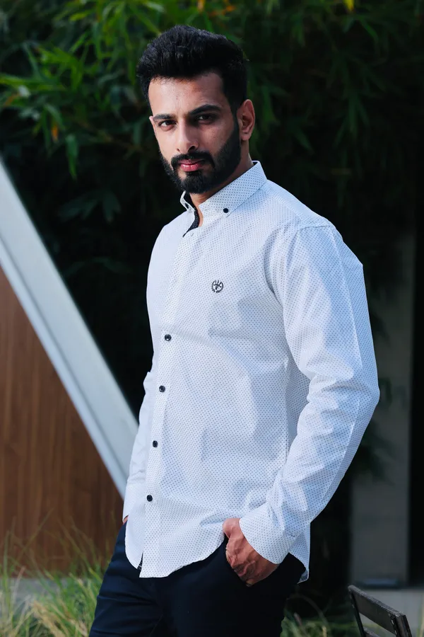 White_Cotton_Slim_Fit_Shirt_For_Men