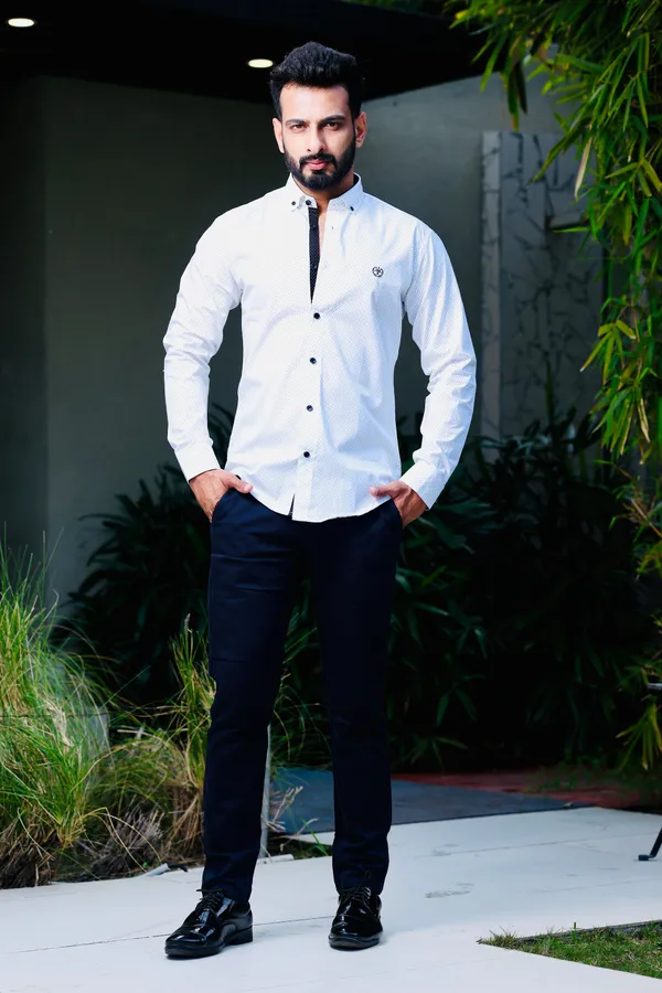 White_Cotton_Slim_Fit_Shirt_For_Men