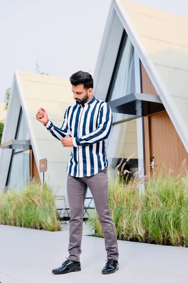 White_&_Navy_Cotton_Slim_Fit_Shirt_For_Men