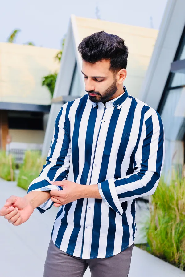 White_&_Navy_Cotton_Slim_Fit_Shirt_For_Men
