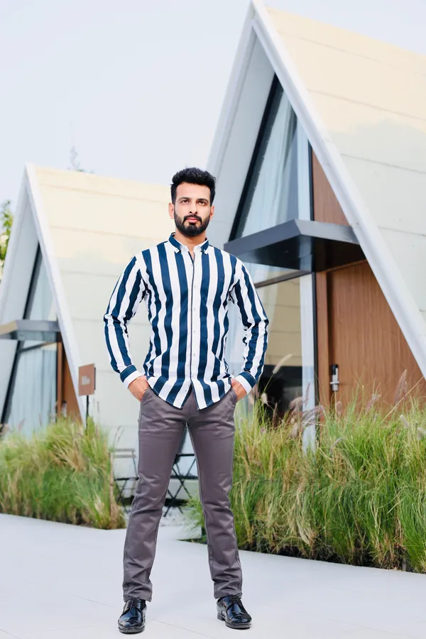White_&_Navy_Cotton_Slim_Fit_Shirt_For_Men