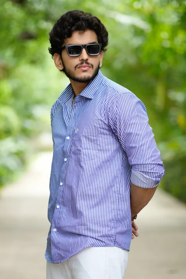 White_Blue_Cotton_Twill_Regular_Fit_Shirt_For_Men