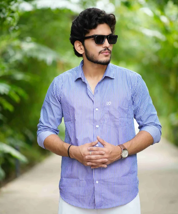 White_Blue_Cotton_Twill_Regular_Fit_Shirt_For_Men