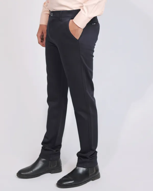 Black_Cotton_Straight_Fit_Chinos_For_Men