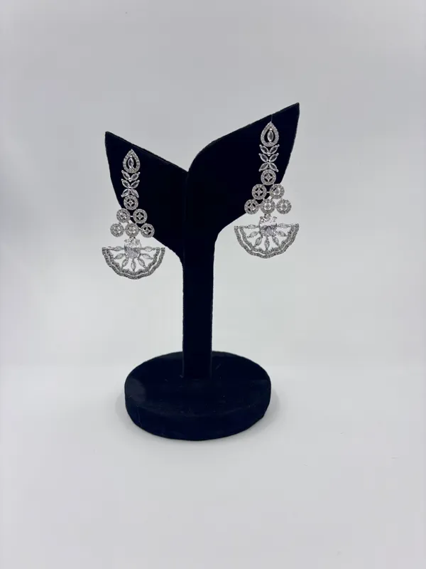 White_Metal_Premium_&_Elegant_Long_Earrings_For_Women