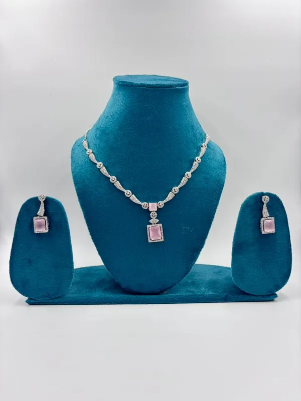 Light_Pink_Metal_Premium_&_Elegant_Ad_Necklace_For_Women