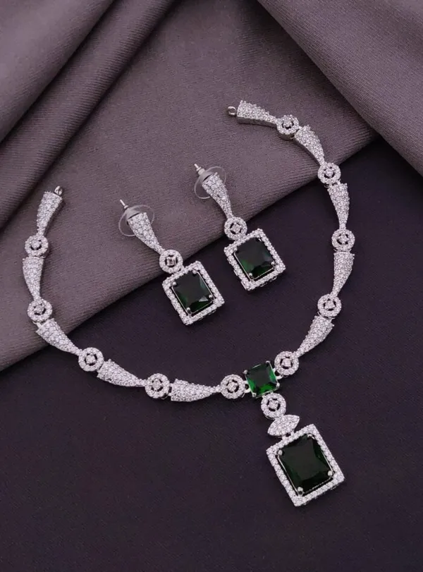 Green_Metal_Premium_&_Elegant_Ad_Necklace_For_Women
