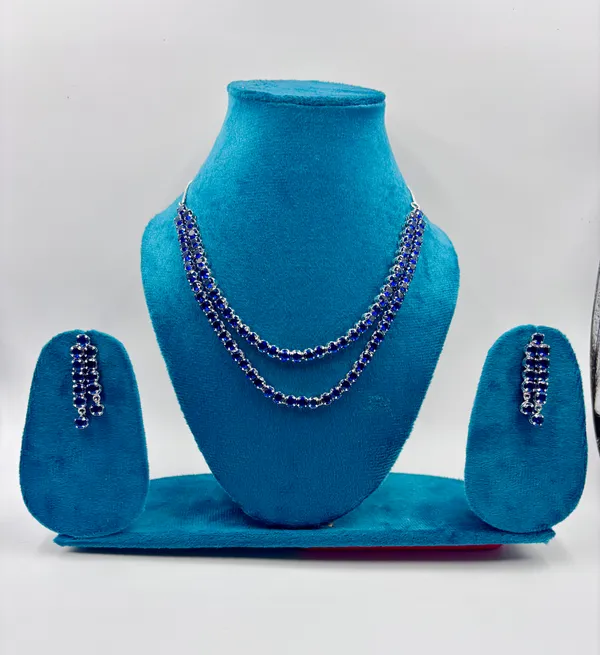 Blue_Metal_Premium_&_Elegant_Ad_Necklace_For_Women