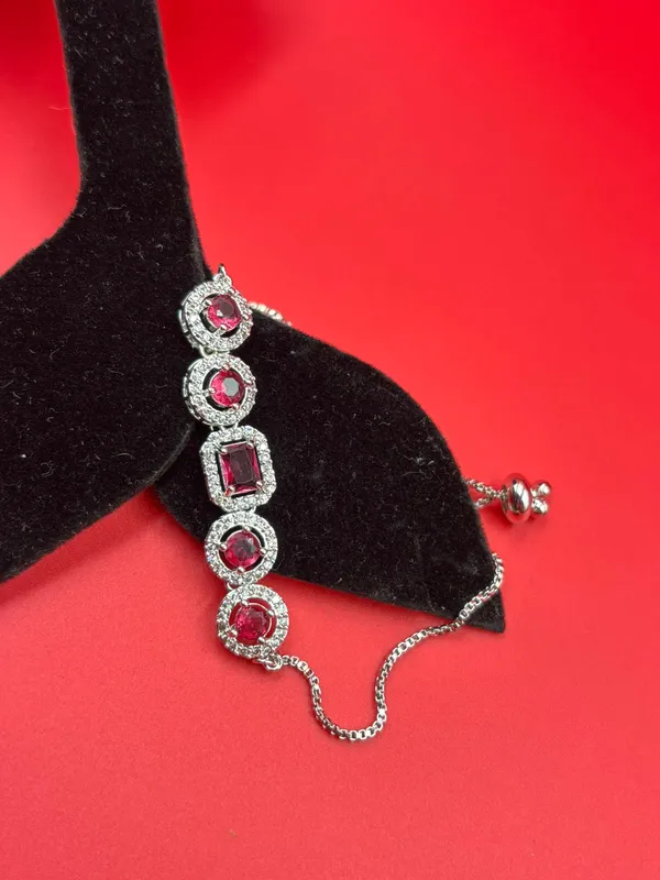 Pink_Metal_Premium_&_Elegant_Bracelet_For_Women