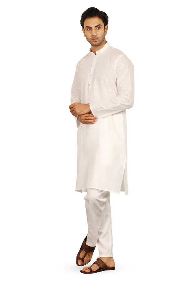 White_Chikankari_Embroidered_Cotton_Kurta