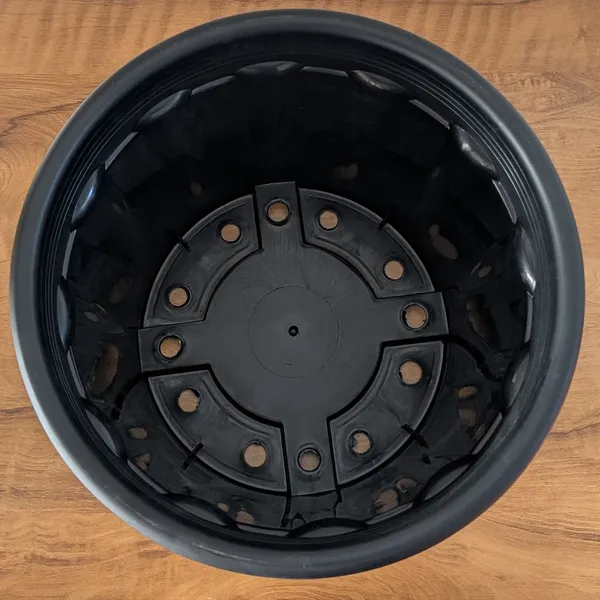 Pro_Nursery_Pot_UV_Resistant__In_Black
