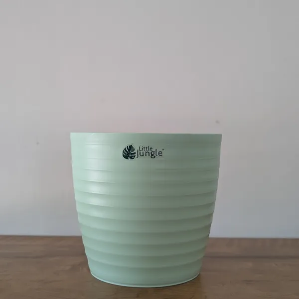 Decor_8_Green_Pots_(Pack_Of_4)_(Plant_Not_Included)