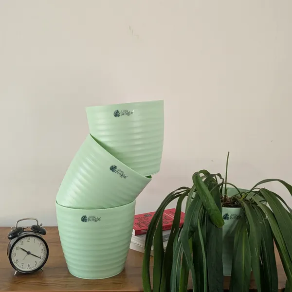 Decor_8_Green_Pots_(Pack_Of_4)_(Plant_Not_Included)