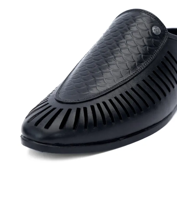 AX12_Black_Men's_Premium_Leather_Ethnic_Juttis
