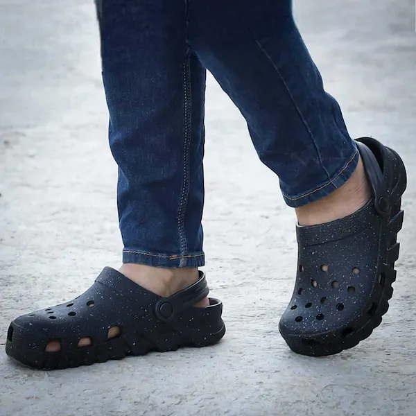 RX8_Black_Men's_Casual_Home_Clogs