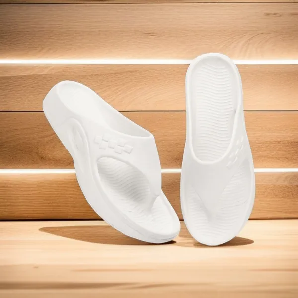 RX5_White_Men's_Casual_Home_Slippers