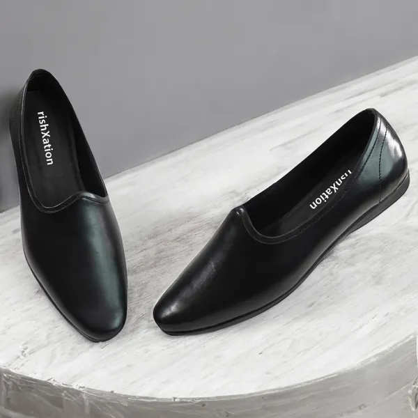 AX14_Black_Men's_Premium_Leather_Ethnic_Juttis
