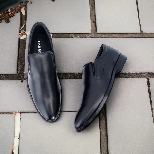 AX4_Black_Men's_Premium_Leather_Semi-Formal_Shoes