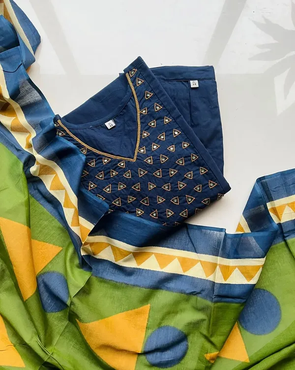 Indigo_Motif_Kurta_Set_with_Dupatta
