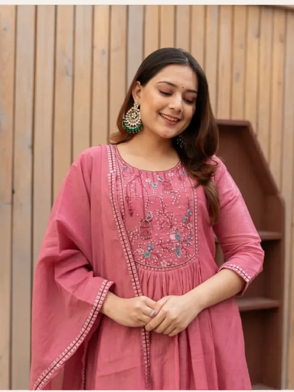 Gulnaar_Grace_Suit_Set