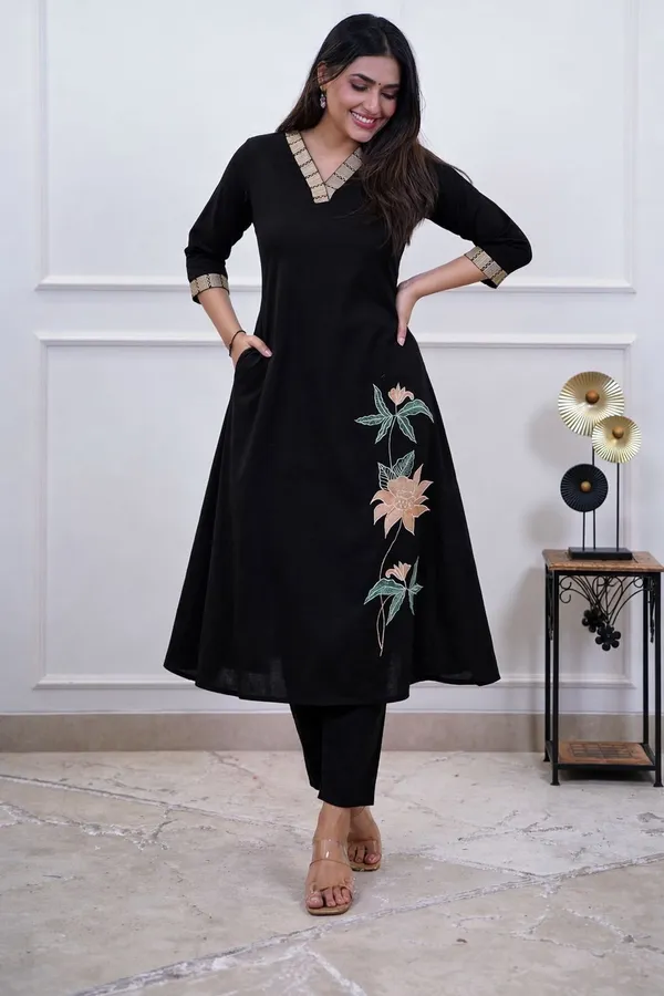 Bloomline_Kurta_Set_–_Classic_Black