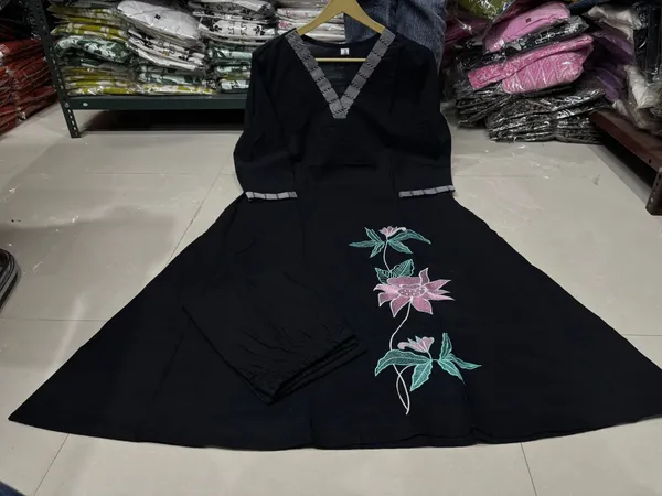 Bloomline_Kurta_Set_–_Classic_Black