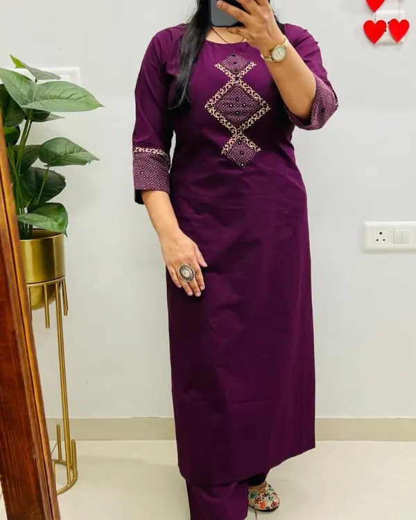 Heritage_Motif_Kurta_Set_–_Plum