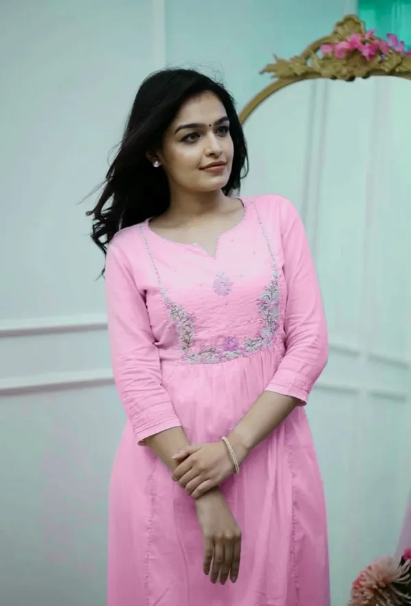 Blush_Petal_Kurta_Set