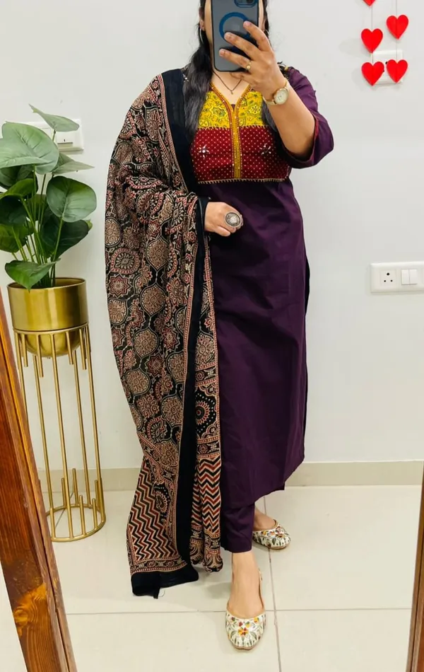 Meher_Mandala_Set_–_Wine