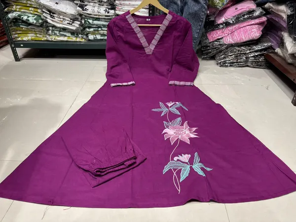 Bloomline_Kurta_Set_–_Rose_Pink