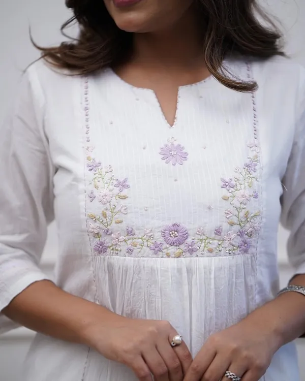 Ivory_Blossom_Kurta_Set