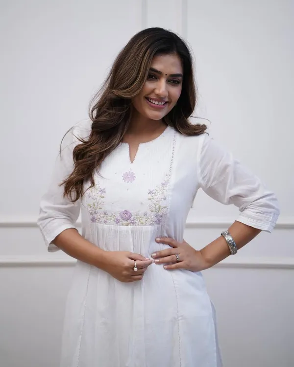 Ivory_Blossom_Kurta_Set