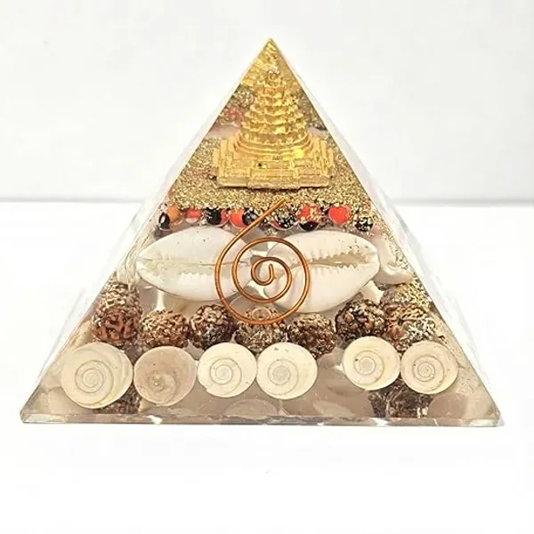 Handcrafted_Shree_Yantra_Orgone_Pyramid_with_Rudraksha_&_Cowrie_Shells_–_Energy_Generator_for_Wealth,_Prosperity,_and_Spiritual_Protection
