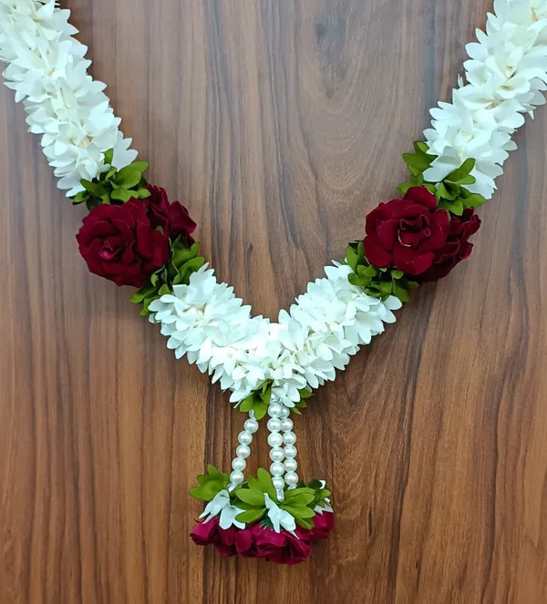Maroon_Floral_Washable_Garland_For_Devotional_Offerings_&_Pooja