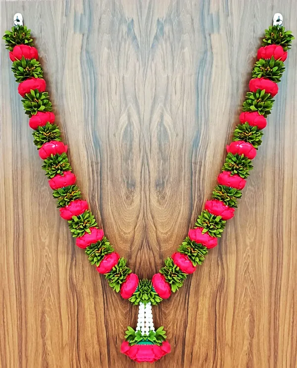 Red_Peony_Garland_For_Strength,_Positive_Aura_&_Ritual_Decoration