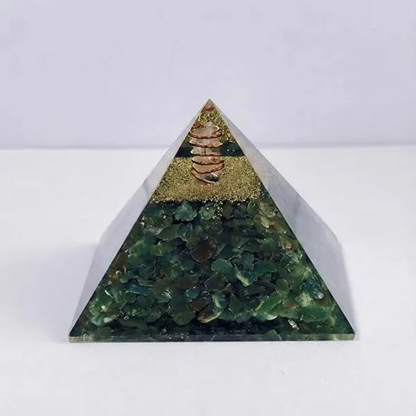Prosperity_Orgone_Pyramid:_Green_Aventurine_&_Copper_Coil_for_Wealth,_Career_Growth,_and_EMF_Neutralization