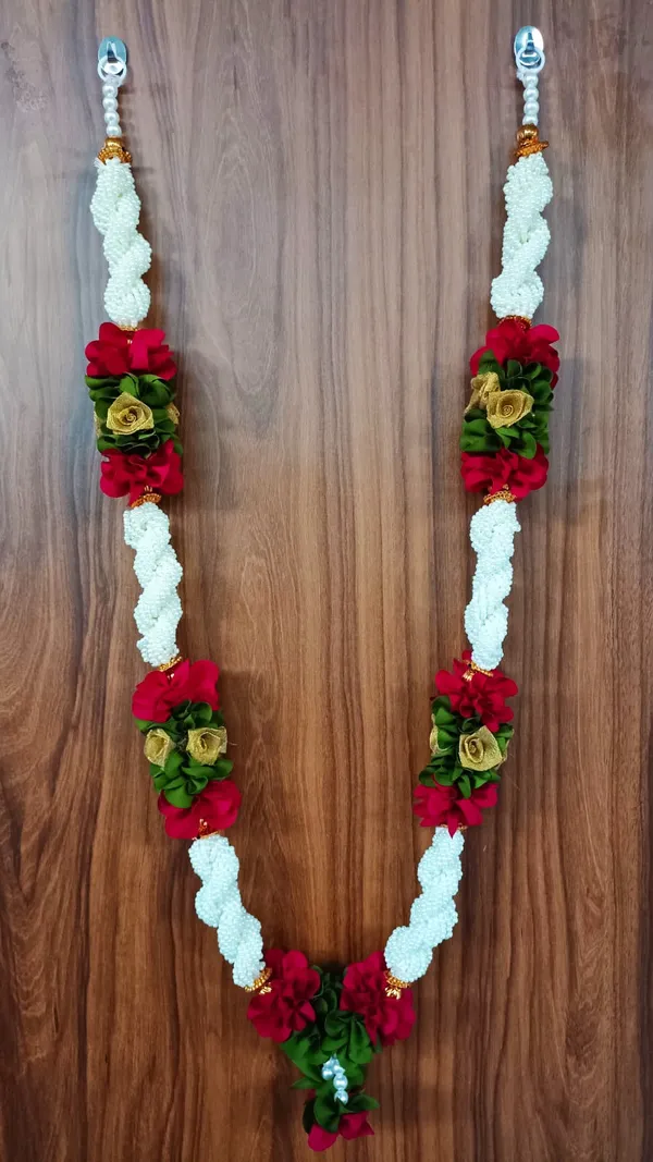 Pearl_&_Multicolor_Premium_Garland_For_Divine_Blessings_&_Rituals