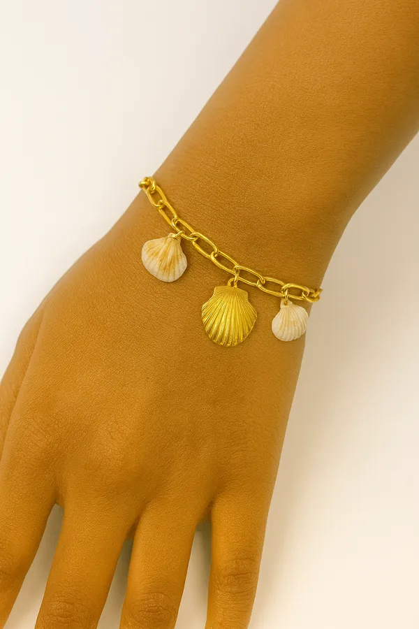 18K_Gold_Plated_Stainless_Steel_Seashell_Charm_Bracelet_Chain_With_Natural_Shell_Pendants_|_Anti-Tarnish,_Waterproof