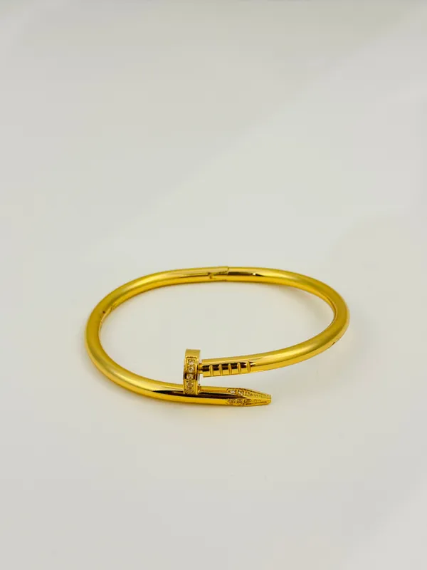 18K_Gold_Plated_Stainless_Steel_Nail_Design_Bracelet_With_Diamond_Accents_|_Anti-Tarnish,_Waterproof