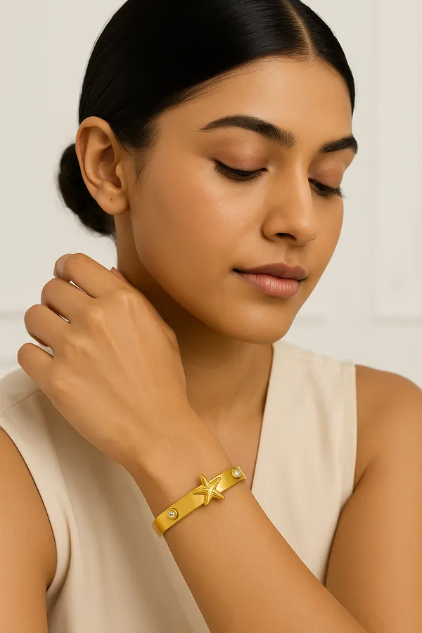18K_Gold_Plated_Stainless_Steel_Starfish_Bracelet_With_Crystal_Accents_|_Anti-Tarnish,_Waterproof